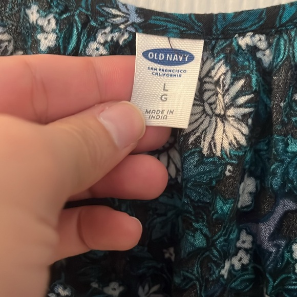 Old Navy✨ long sleeve peasant top - Picture 2 of 4